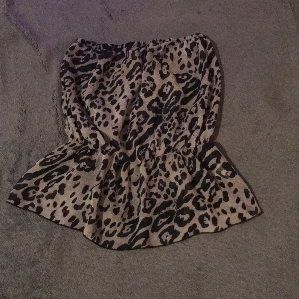 Cheetah print sheer crop top. Great shirt